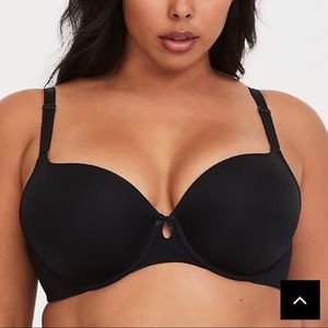 🖤💜Torrid 54DDD Back Smoothing T-Shirt Bra💜🖤